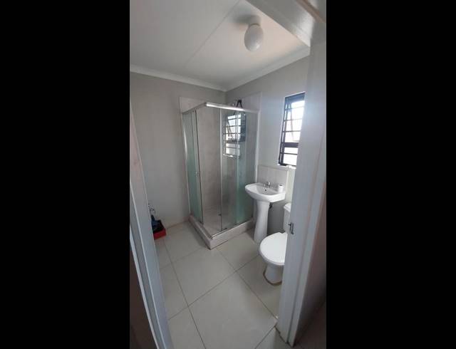 3 BEDROOM HOUSE FOR SALE IN DAWN PARK